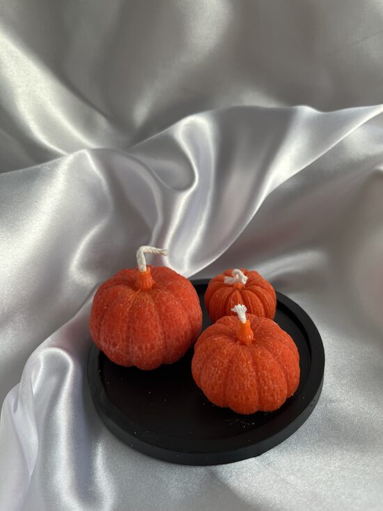 Mažyčiu žvakių, moliūgėlių rinkinukas