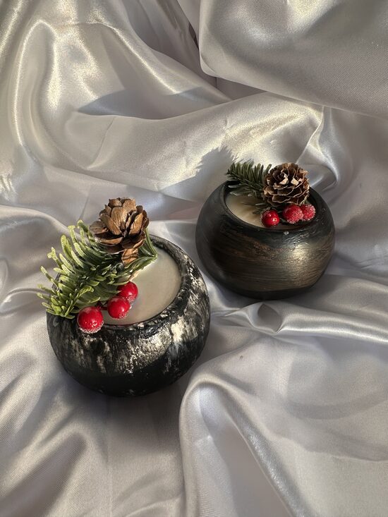 Žvakė gipsiniame indelyje